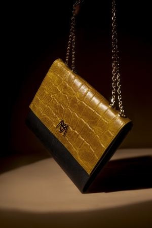 Satchel Aminata