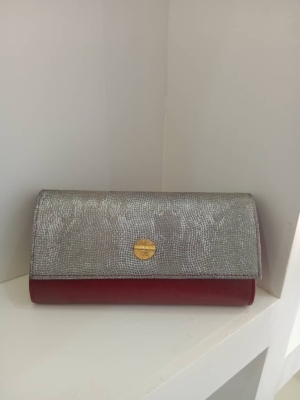 Rouge bordeaux - gris