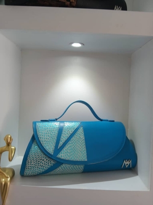 Bleu clair